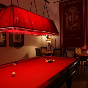Pousada Castelo de Estremoz Pooltafel