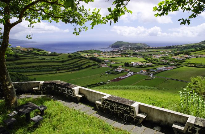 De jachthaven van Faial