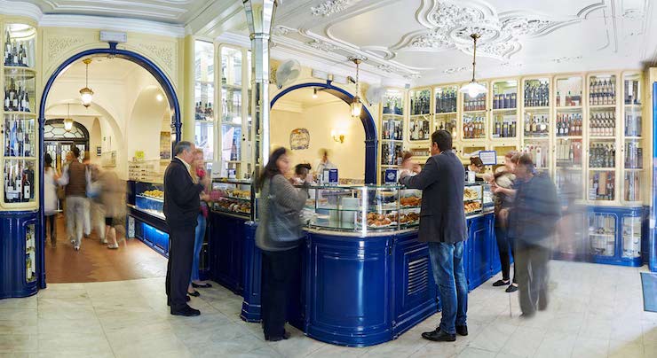 Pastéis de nata eten in Lissabon 