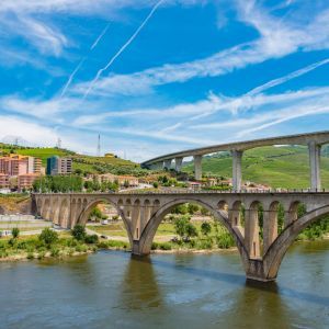 Peso da Regua brug Noord Portugal